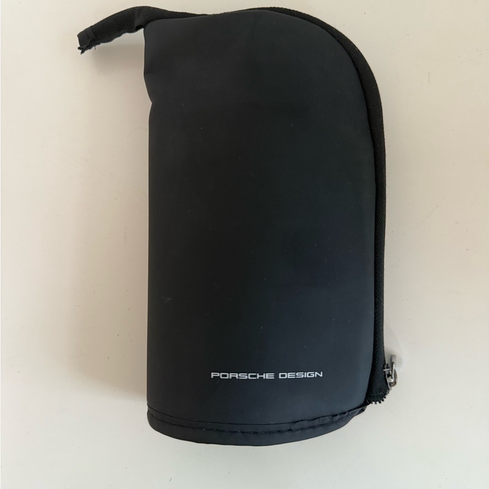Porsche Design Lufthansa first class amenities kit